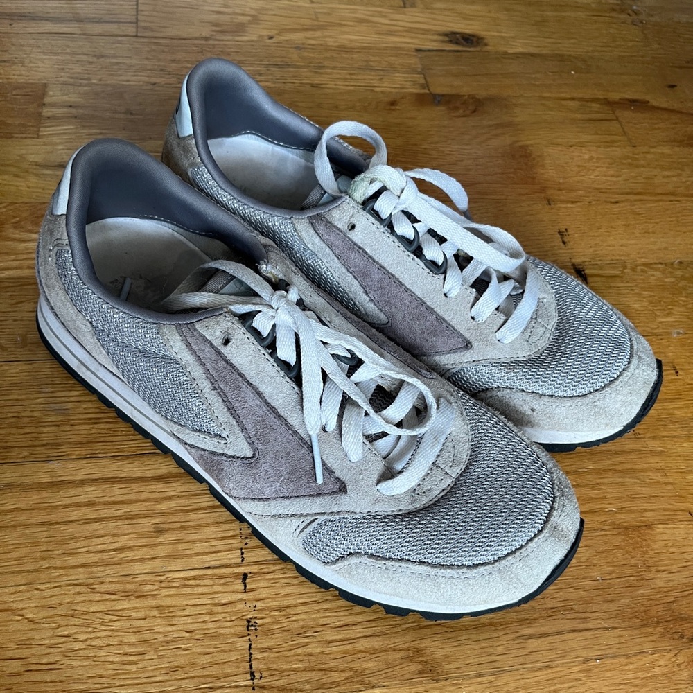 Brooks Heritage Chariot Women’s Shoes Sneakers Size 10 Medium B. Grey.